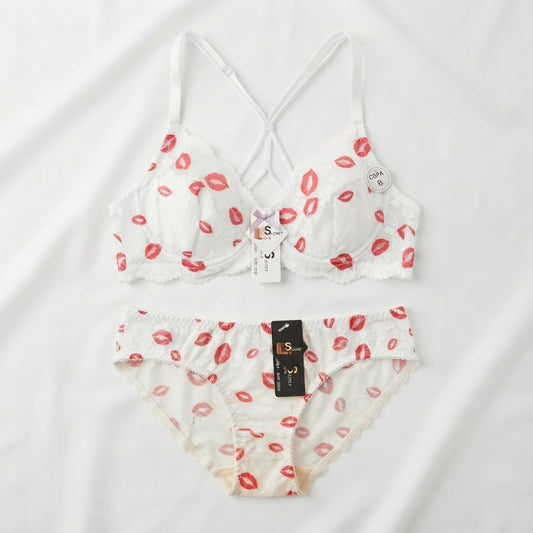 Kiss Print Lace Bra & Panty Set