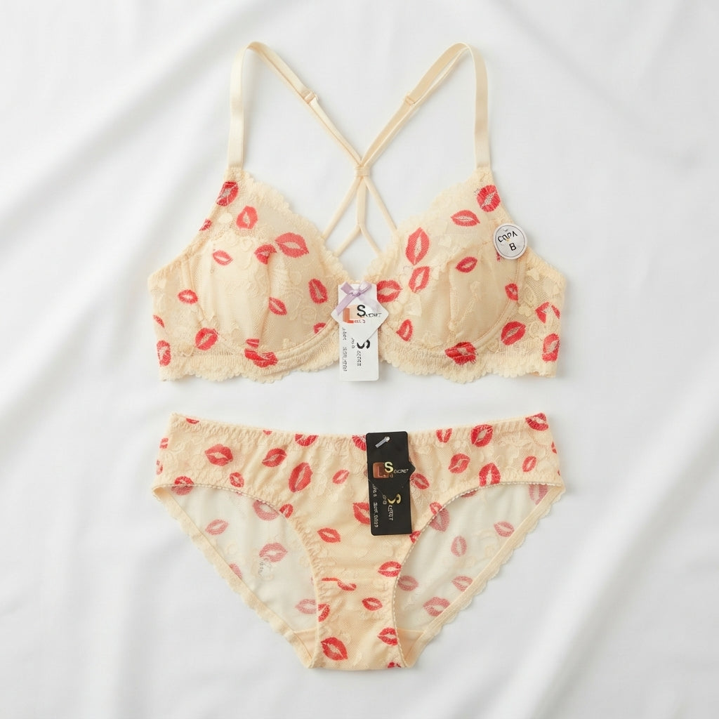 Kiss Print Lace Bra & Panty Set